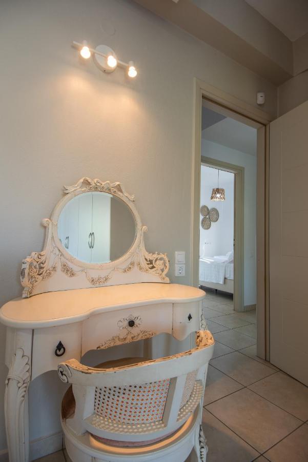 Villa Elena Milatos Luaran gambar